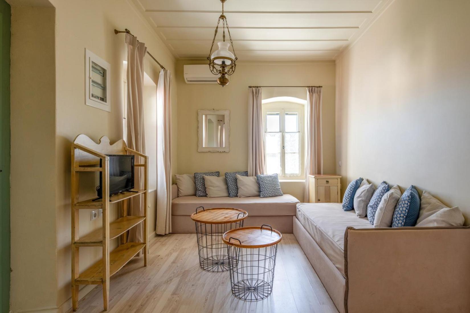 Teacher'S House Spartokhórion Екстериор снимка