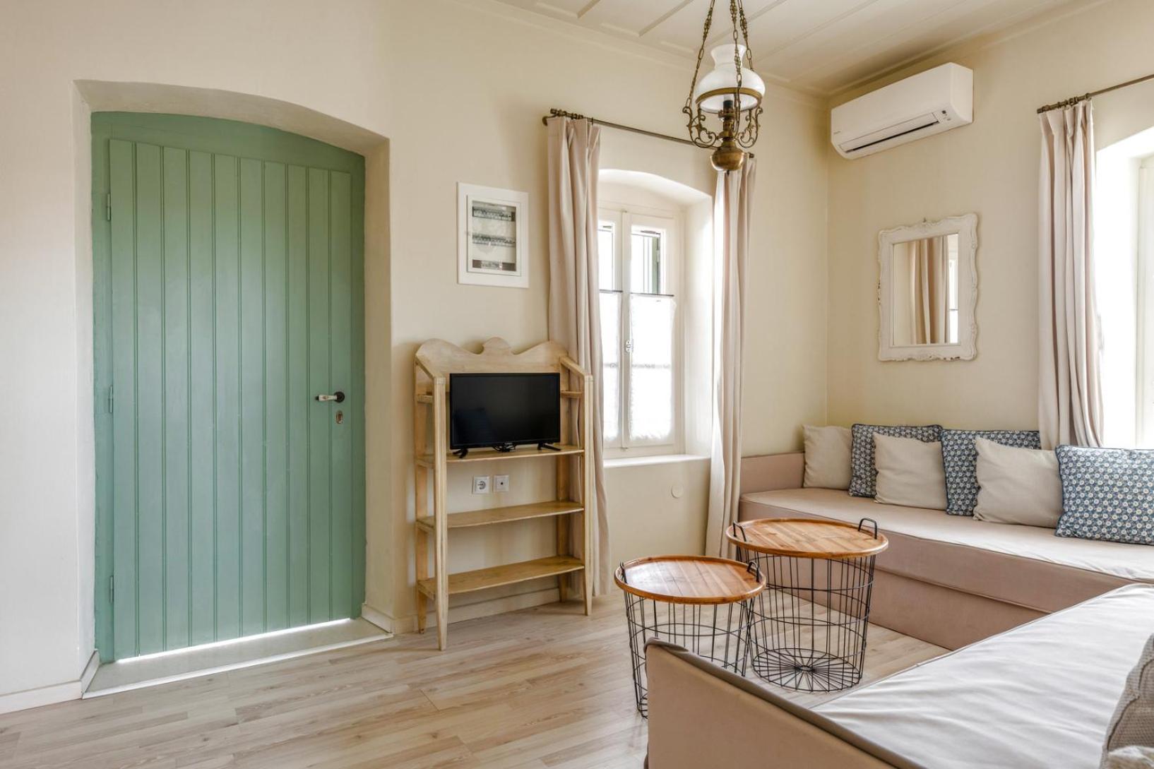 Teacher'S House Spartokhórion Екстериор снимка