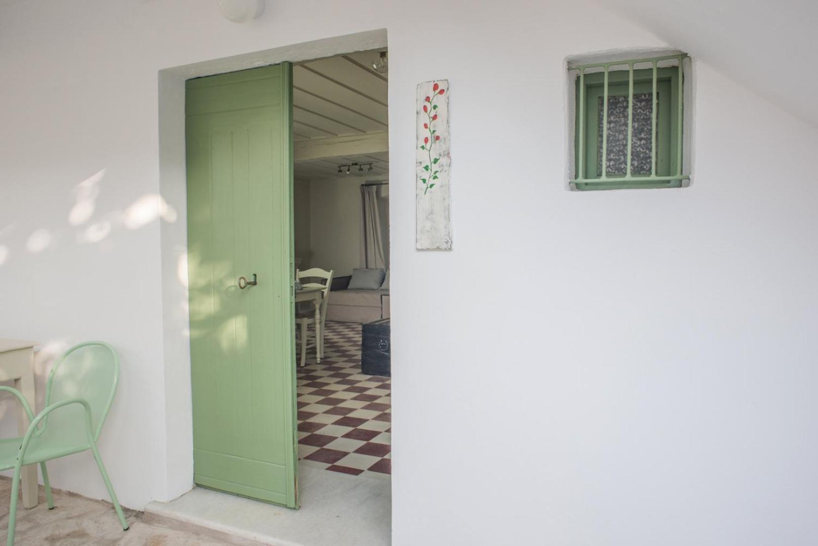 Teacher'S House Spartokhórion Екстериор снимка