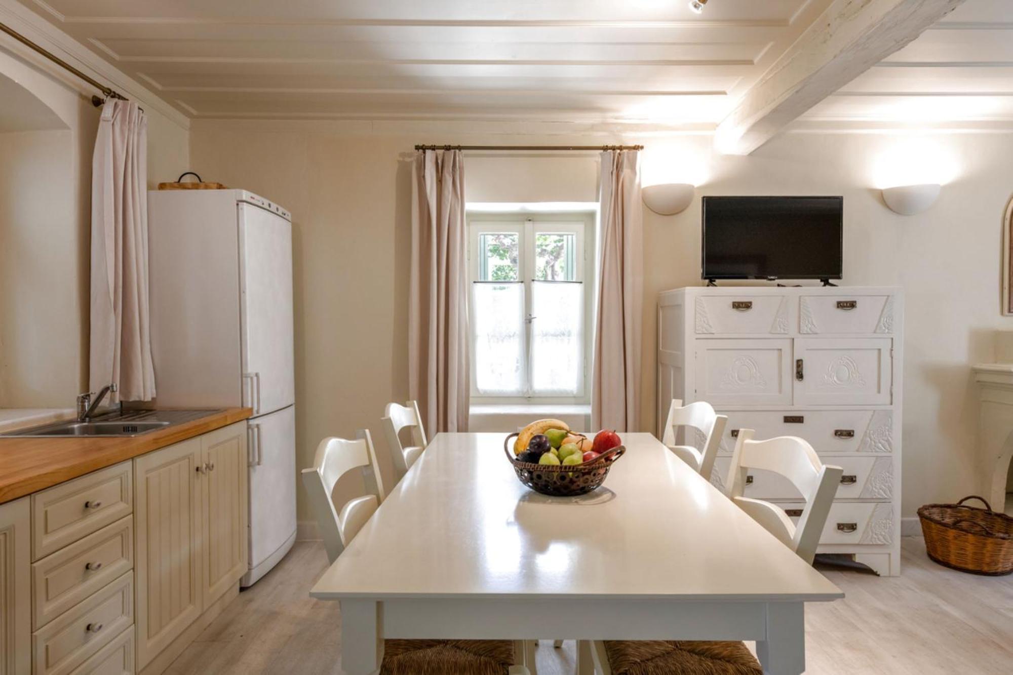 Teacher'S House Spartokhórion Екстериор снимка